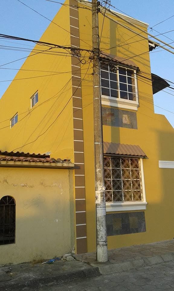 Pintura Exterior de Vivienda en La Alborada - 1